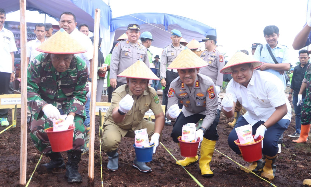 Polres Inhil Tanam Jagung, Dukung Swasembada Pangan