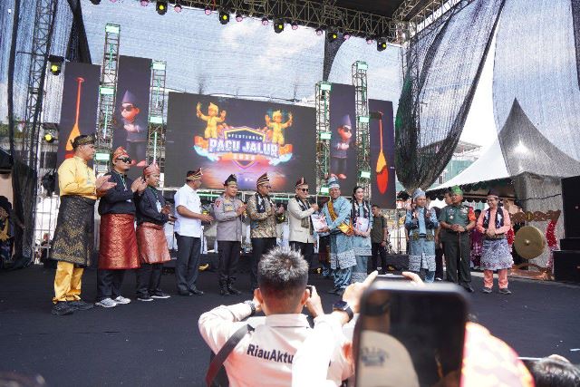 Festival Pacu Jalur 2025 Resmi Dibuka, Didukung Anggota DPR RI Fraksi PKS