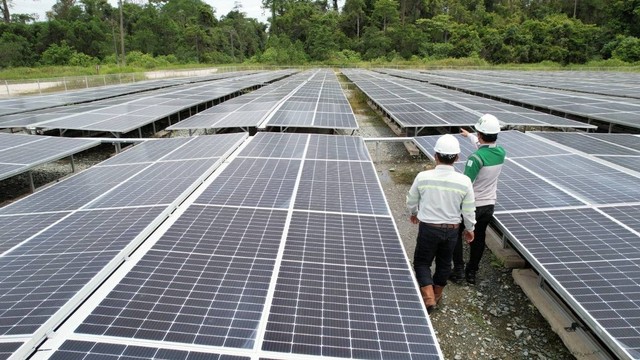 Transisi Energi di Indonesia Dinilai Lamban, IRENA Angkat Bicara