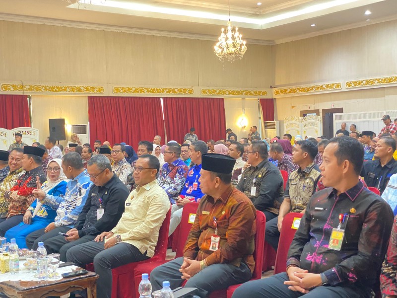 Dukung SPMB Tanpa Intervensi, Pemkab Pelalawan Ikuti Penandatanganan Pakta Integritas Provinsi Riau