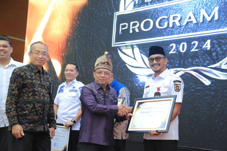 Pemko Pekanbaru Raih Nilai Tertinggi di Provinsi Riau dalam Pembangunan Statistik