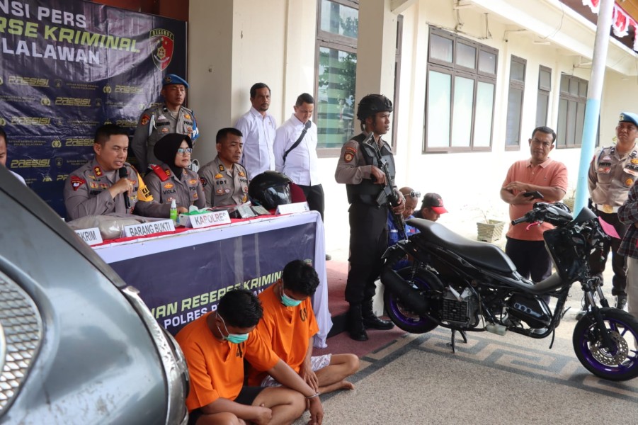 Sakit Hati Dipecat dari Pekerjaan, Mantan Karyawan Bakar Mobil Milik Atasan