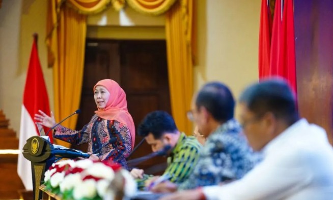 Gubernur Khofifah Ajak Kepala Daerah Jaga Iklim Investasi Inklusif dan Bebas Premanisme di Jatim