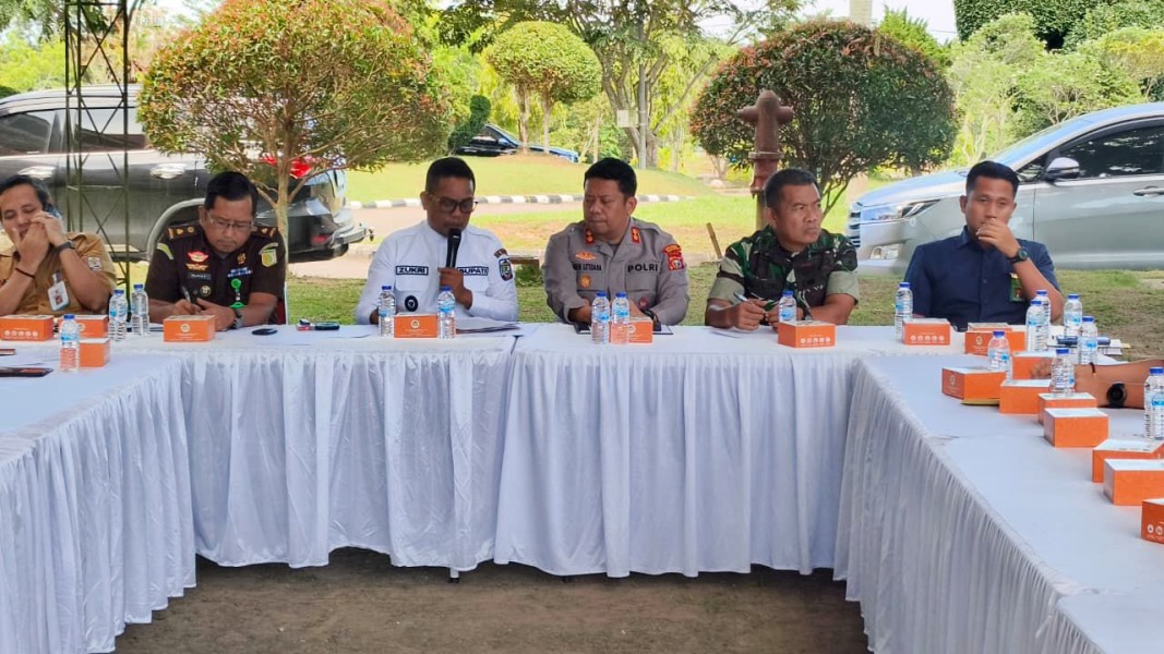 Harga Sawit Anjlok, Bupati Zukri: Jangan Ada Kezaliman Terhadap Petani