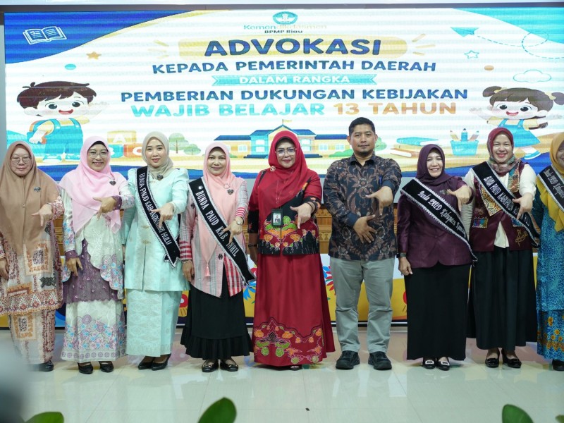 Bunda PAUD dan Pemerintah Daerah Indragiri Hilir (Inhil), terus menunjukkan komitmen dalam penyediaan layanan PAUD yang bermutu dan mewujudkan Program Wajib Belajar 13 Tahun
