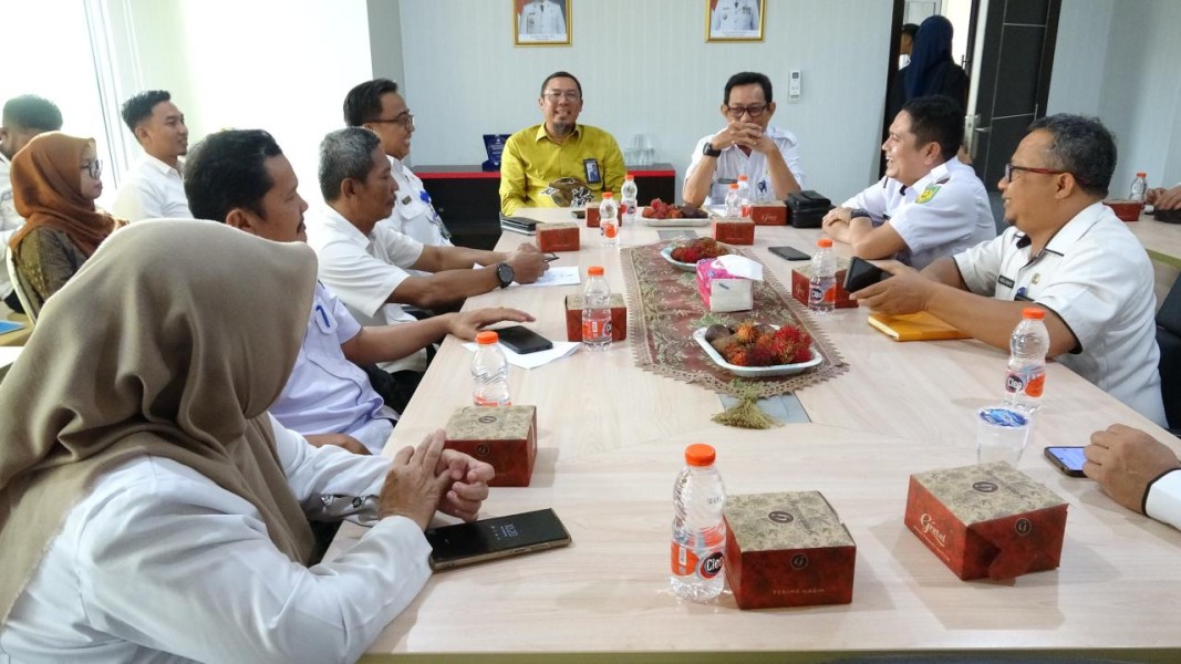 Asisten III Setda Inhil Sambut Kunjungan Ombudsman Bahas Penguatan Pelayanan Publik