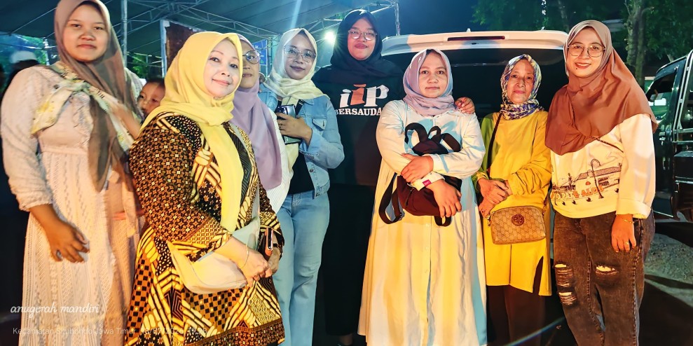 Jelang Haul Masyayikh di Situbondo, IIP Salurkan Ratusan Nasi Gulung untuk Jemaah
