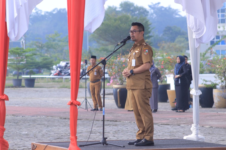 Pemko Melaksanakan Upacara Gabungan, Pj Walikota Sampaikan Arahan Penting