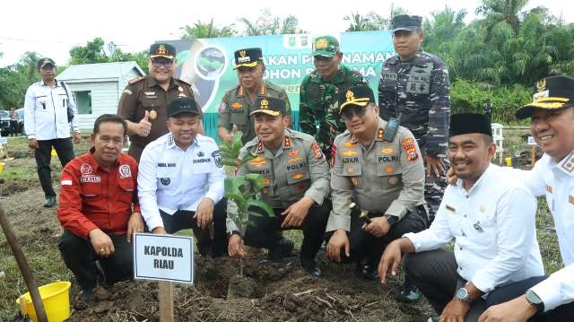 Kunjungan Kerja Gubernur dan Kapolda Riau ke Meranti Berjalan Lancar dan Penuh Makna