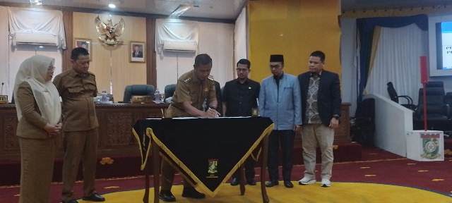Berulang Kali Tertunda, MoU Perubahan KUA-PPAS 2025 Kampar Akhirnya Disepakati