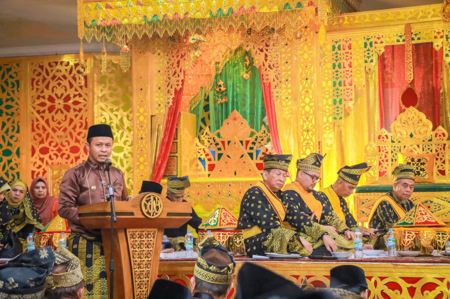 Ketua MKA LAMR Pekanbaru Dikukuhkan, Wako Harapkan Sinergi Bangun Kota