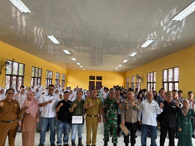 Diskusi Panel Bersama JMSI di SMKN 1 Koto Gasib Generasi Muda Garda Terdepan Tangkal Hoaks dan Jaga Persatuan Bangsa