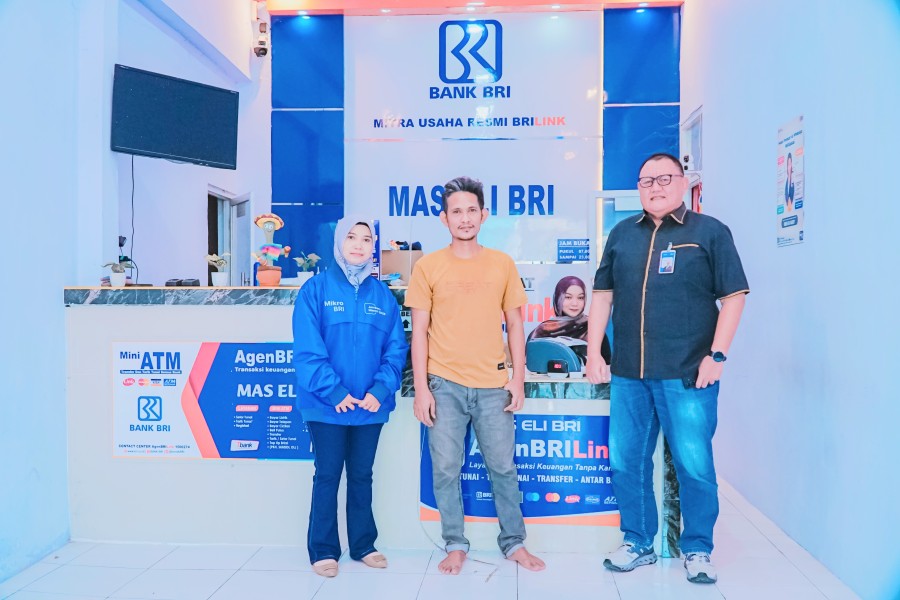 369 BRILink Agen Layani Warga Situbondo, BRI Perluas Akses Keuangan hingga Pelosok Desa