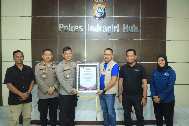 JMSI Inhu Serahkan Anugerah 