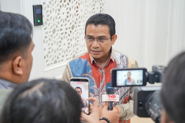 Rapat dengan Menteri Ekraf, Anggota  DPR Hendry Munief Soroti Dampak Nyata 76 MoU  Bagi Pelaku Kreatif