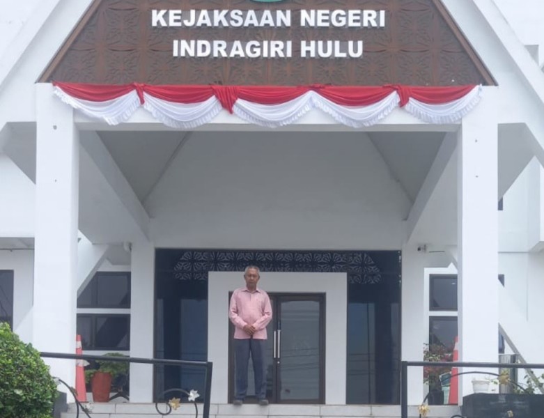 Dugaan Gratifikasi 3 Kades dan 1 Lurah, Dua Pelapor Jalani BAP di Kejari Inhu