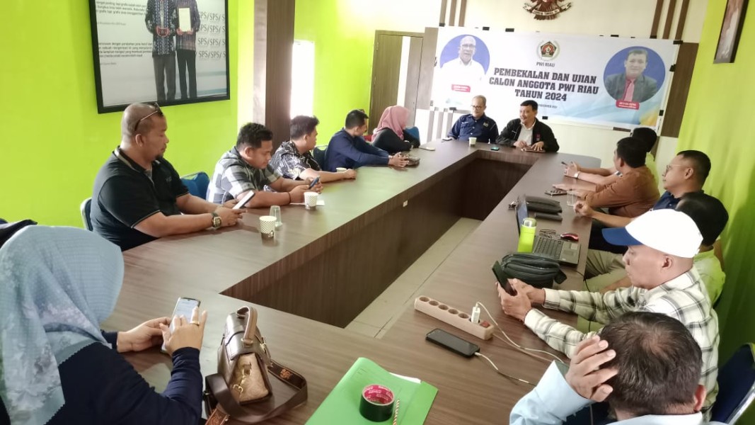 Puluhan Wartawan Ikuti Testing Calon Anggota PWI Riau, Raya Desmawanto Peserta Terbaik