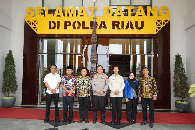 Bupati Asmar Silahturahmi Bersama Kapolda Riau Kolaborasi Sukseskan Program Polri dan Pemkab Meranti