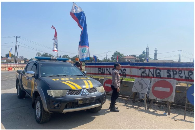 Polsek Pangkalan Tingkatkan Pengawasan Proyek Jalan Tol Japek 2 untuk Cegah Tindak Kriminal