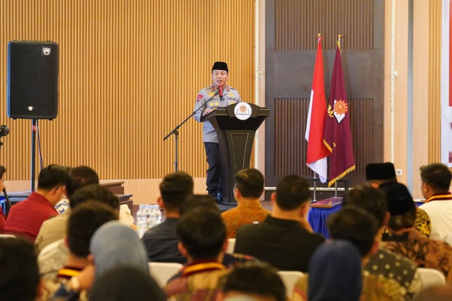 Kapolda Riau Hadiri Pelantikan Himpunan Mahasiswa Persatuan Islam Riau