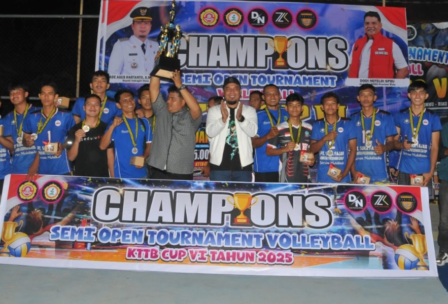 Bupati Inhu dan Anggota DPRD Riau Hadiri Final Voli KTTB VI, Serahkan Hadiah Puluhan Juta Rupiah