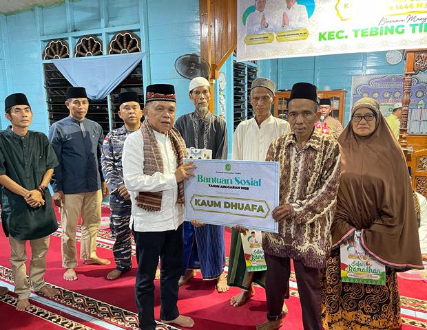 Safari Ramadan ke Desa Lukun, Bupati Asmar Sebut Pembangunan Jalan Poros Akan Dilanjutkan Tahun ini