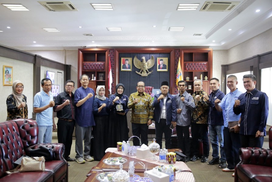 Pj Gubernur Samsudin Dorong Anggota JMSI Lampung Menjadi Media yang Kredibel dan Inovatif