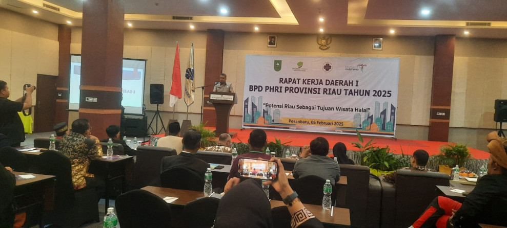 Hadiri Rakerda I BPD PHRI Riau, Pj Walikota Harapkan Masukan Dalam Pengembangan Wisata Halal
