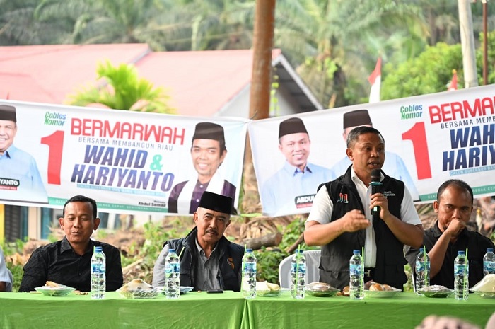 Domisili Sungai Geringging tak Jelas, Abdul Wahid: Saya Ingin Memberikan Status Warga Sungai Geringging yang Jelas