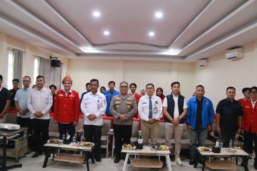 Bupati Indragiri Hilir (Inhil) melalui Asisten Ekonomi dan Pembangunan Dwi Budianto, apresiasi Konferensi Cabang (Konfercab) ke-5 Gerakan Mahasiswa Nasional Indonesia (GMNI) Kabupaten Indragiri Hilir yang digelar di Tembilaha