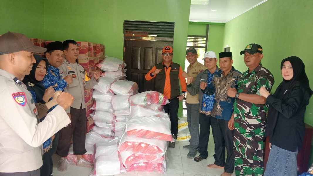 Respon Cepat Banjir Kemuning: Atas Instruksi Bupati Inhil, Bantuan Logistik Provinsi Riau Mulai Disalurkan