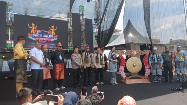 Festival Pacu Jalur 2025 Resmi Dibuka, Menteri Pariwisata: Warisan Budaya yang Mendunia
