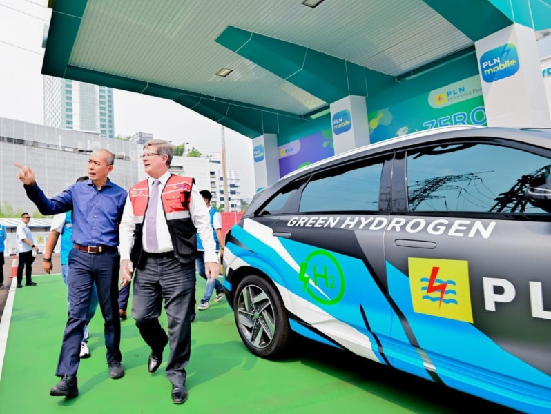 PLN Indonesia Power: Menyongsong Langit Biru dengan Energi Bersih