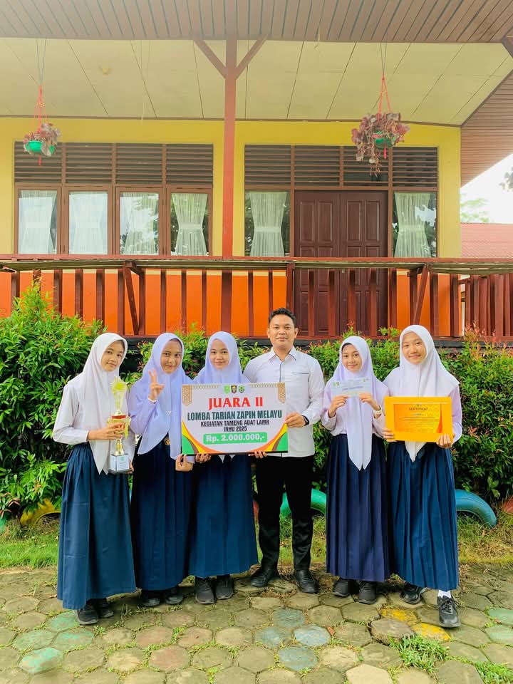 Raih Juara II di Lomba Tarian Zapin Melayu, Ini Harapan Kepsek SMP Negeri 4 Rengat