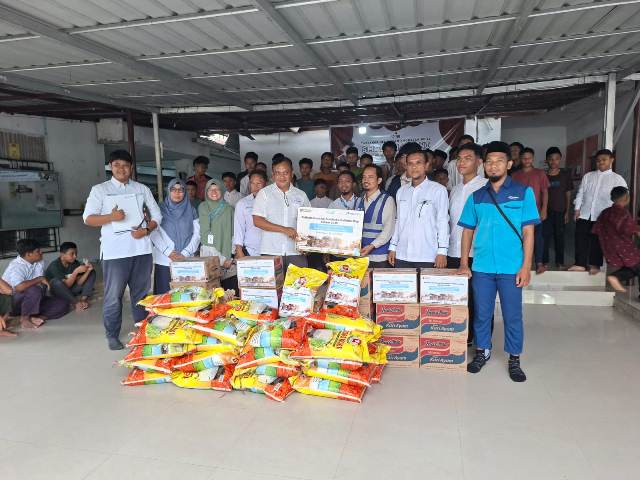 Peduli Sesama, Pelindo Pekanbaru Gandeng Human Initiative Riau Salurkan Sembako
