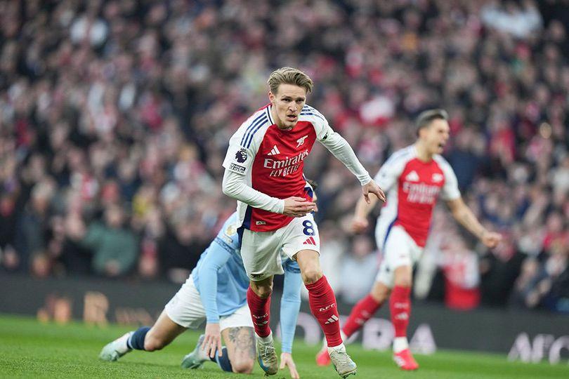 Arsenal Menang Telak Atas Manchester City, Perketat Persaingan dengan Liverpool di Puncak Klasemen Liga Inggris