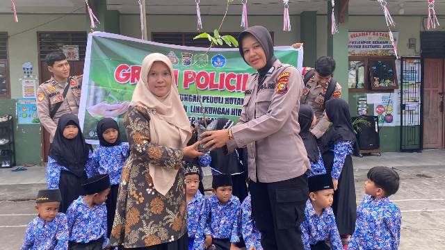 Lewat Program Green Policing, Polres Meranti Ajak Siswa Jaga Lingkungan