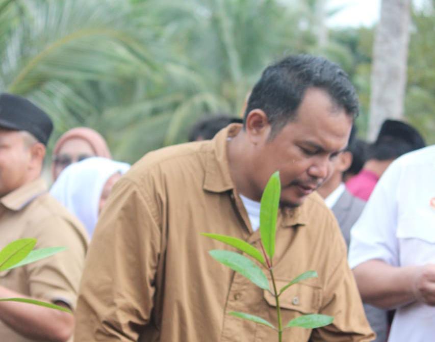 Dari Desa Pesisir Riau, Kampanye “Jangan Tunggu Rusak Baru Pulih” Menggema Bersama Maskot RAJALESA dan Komunitas Mahasiswa