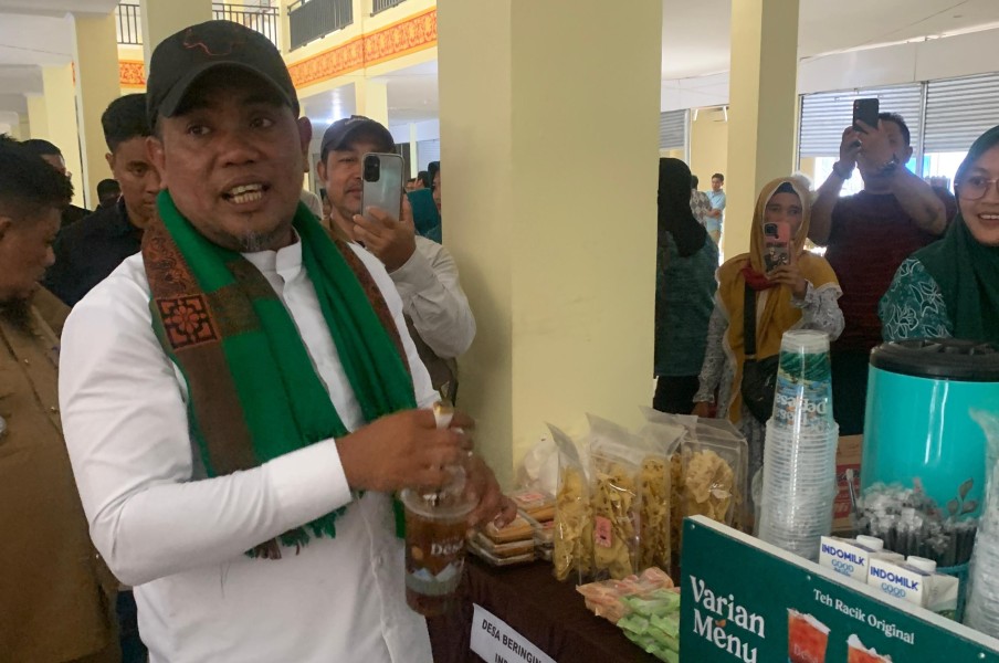 Soft Opening Pasar Modern Sorek, Bupati Zukri: Pedagang Diberi Gratis Sewa 6 Bulan