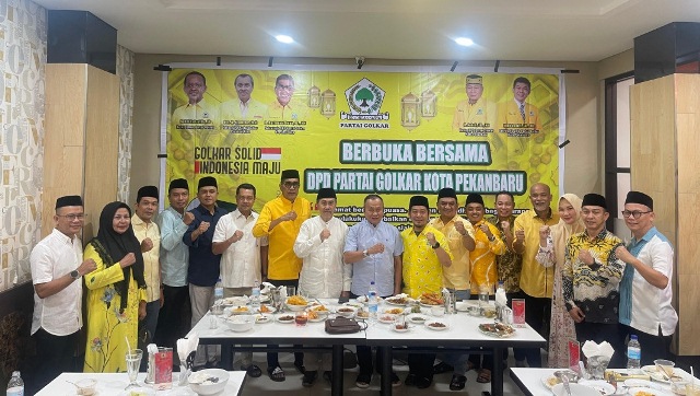 Kontestasi Ketum Golkar Riau Memanas, Parisman Ihwan Siap Bertarung Usai Lebaran