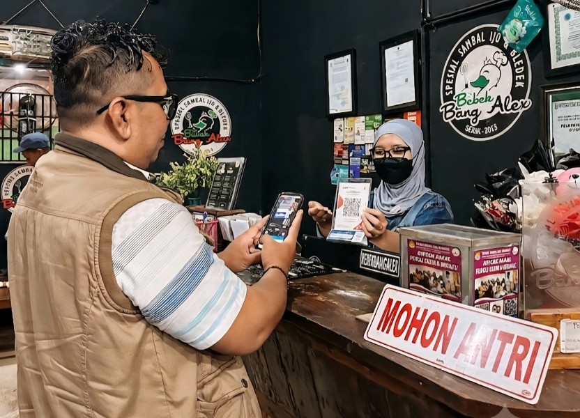 Berkat Kupedes BRI Situbondo, Bebek Bang Alex Buka Cabang di Besuki
