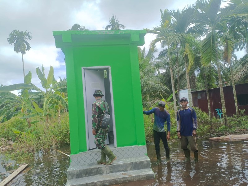 Pembangunan MCK di Kantor Desa Karya Tunas Jaya Rampung dalam TMMD ke-123 Tahun 2025