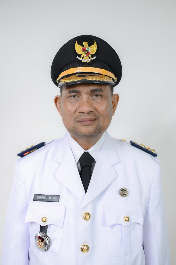 Menanggapi pemberitaan yang beredar di media Suhaimi, S.HI., M.H., selaku Camat Batang Tuaka memberikan klarifikasi