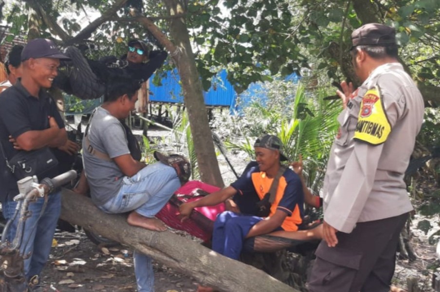 Bhabinkamtibmas Rotan Semelur Lakukan Kunjungan untuk Ciptakan Kamtibmas Aman dan Kondusif