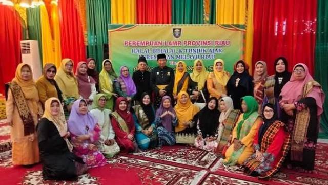 Halal bi Halal Puan LAMR, Dari Makan Bersama Hingga Sarahan Adat dan Jati Diri Perempuan Melayu