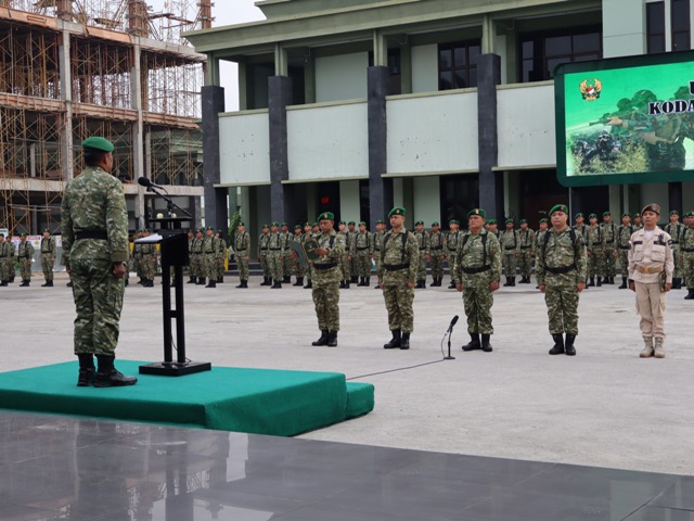 Kodam XIX Tuanku Tambusai Gelar Upacara Bendera, Kasad Ingatkan Prajurit Jaga Kehormatan Institusi