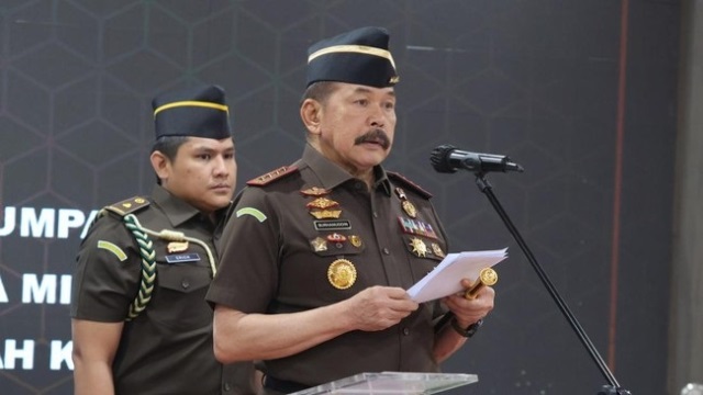 Jaksa Agung Mutasi 6 Kajati: Kuntadi Gantikan Mia di Jawa Timur