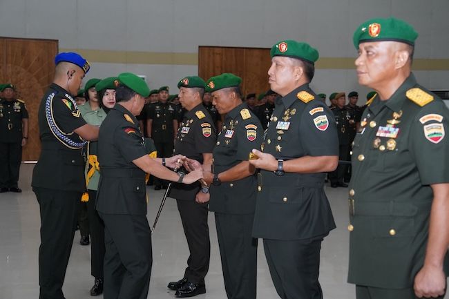 Jelang Pilkada, Brigjen TNI Sugiyono Jabat Danrem 031/Wira Bima