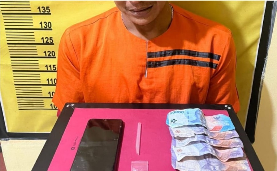 Pengedar Narkoba di Inhu Menangis saat Ditangkap