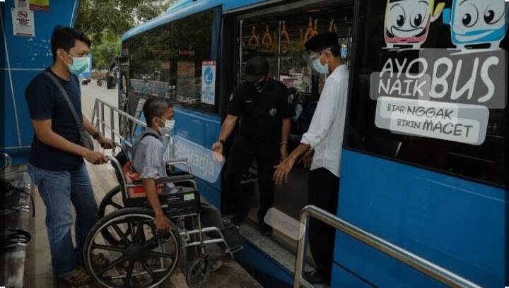 Pentingnya Transportasi Publik yang Ramah untuk Disabilitas dalam Mendorong Inklusi Sosial